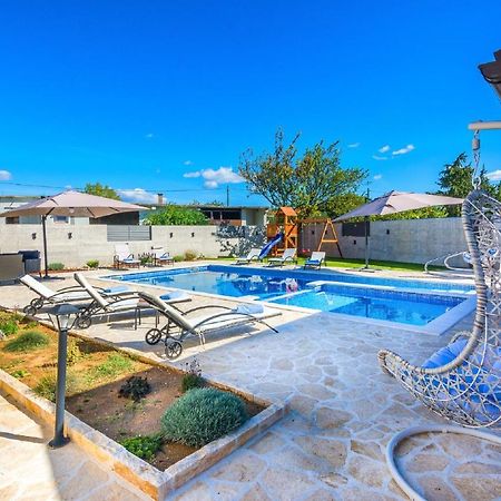 Holiday Home Tower With Private Pool, Sauna And Quads Smilcic Εξωτερικό φωτογραφία