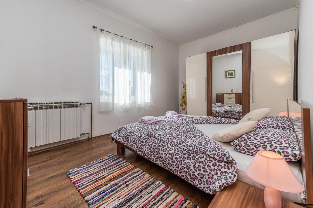 Holiday Home Tower With Private Pool, Sauna And Quads Smilcic Εξωτερικό φωτογραφία
